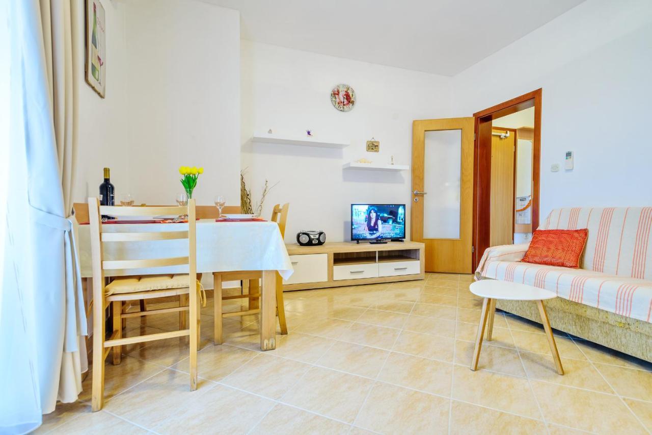 Apartmani Nena Задар Екстериор снимка