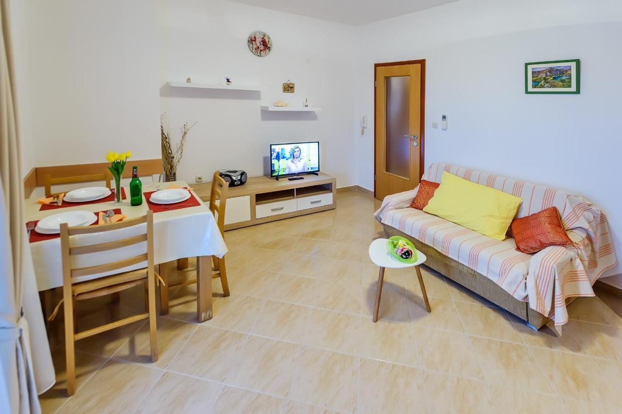 Apartmani Nena Задар Екстериор снимка