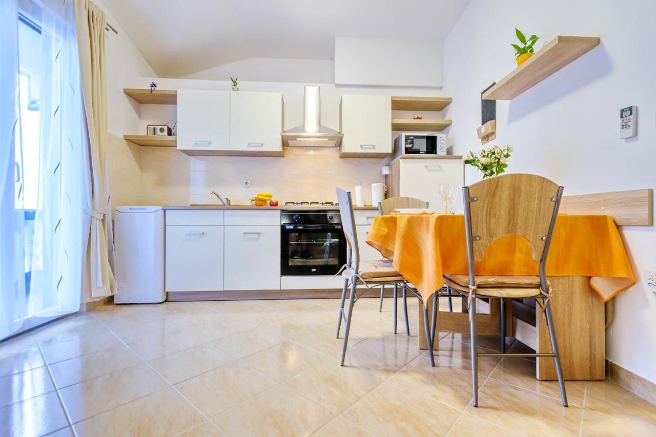 Apartmani Nena Задар Екстериор снимка