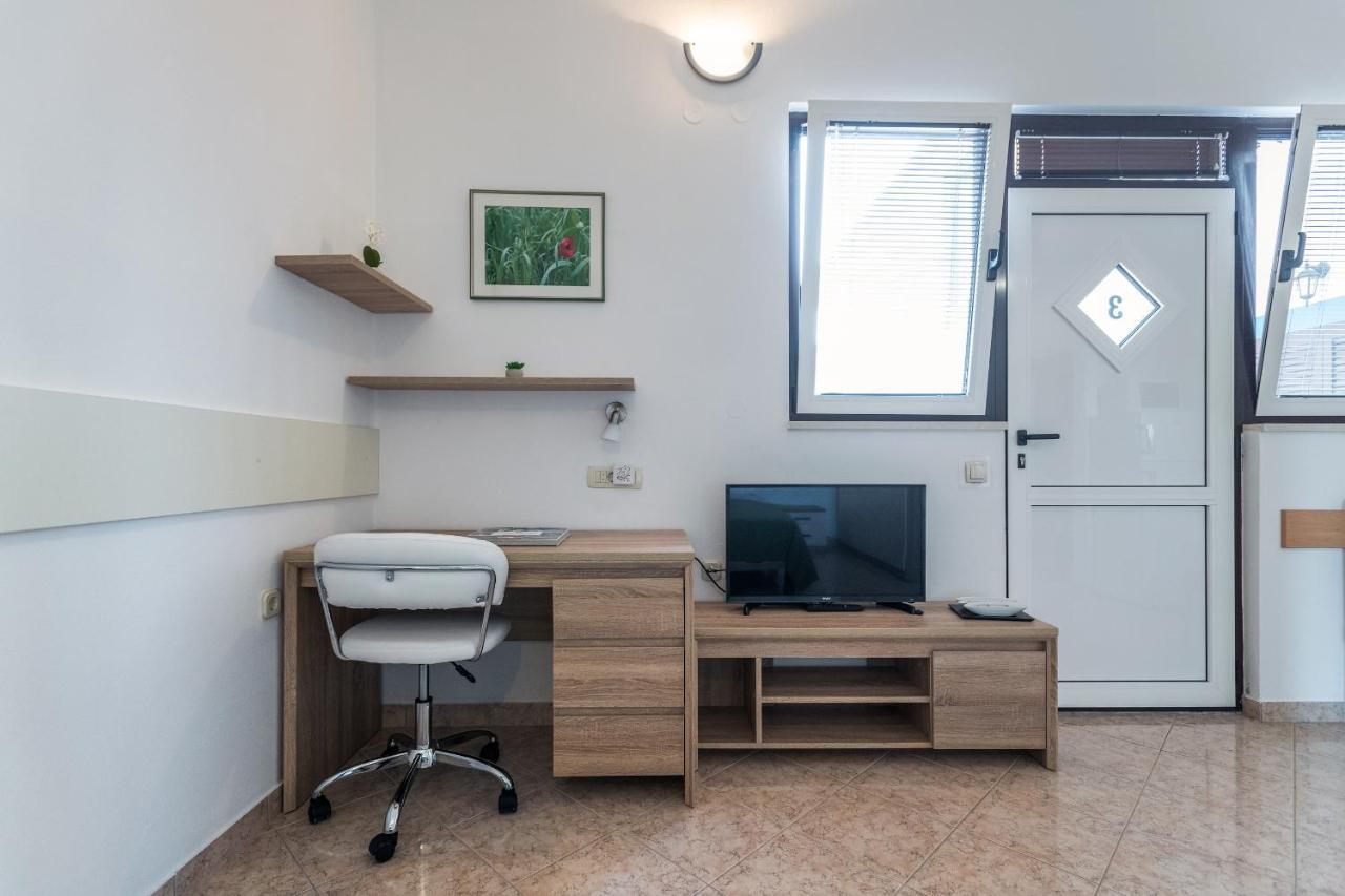 Apartmani Nena Задар Екстериор снимка