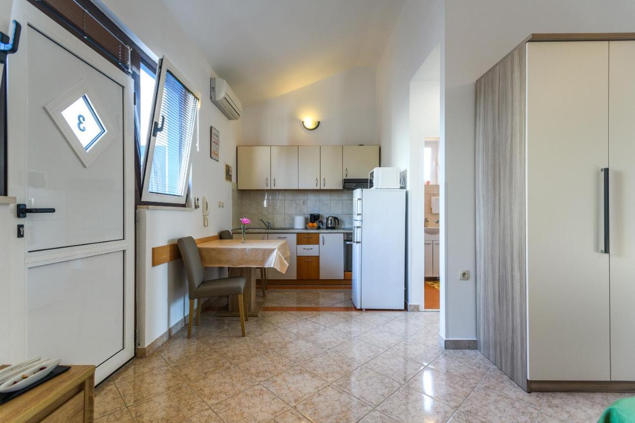 Apartmani Nena Задар Екстериор снимка