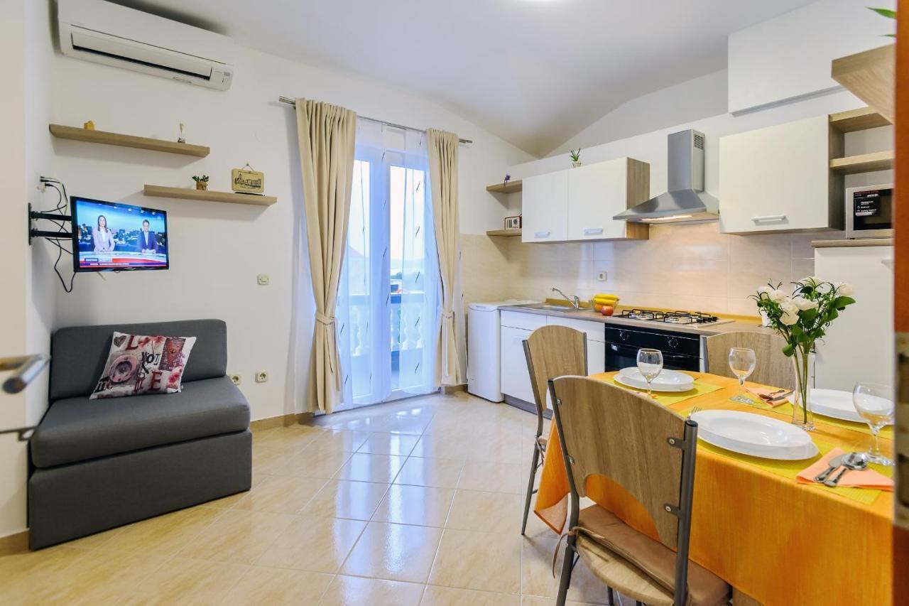 Apartmani Nena Задар Екстериор снимка