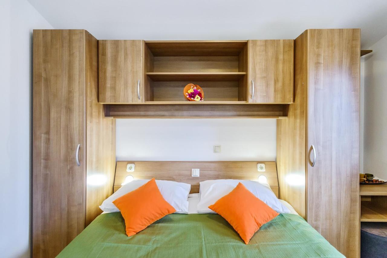 Apartmani Nena Задар Екстериор снимка