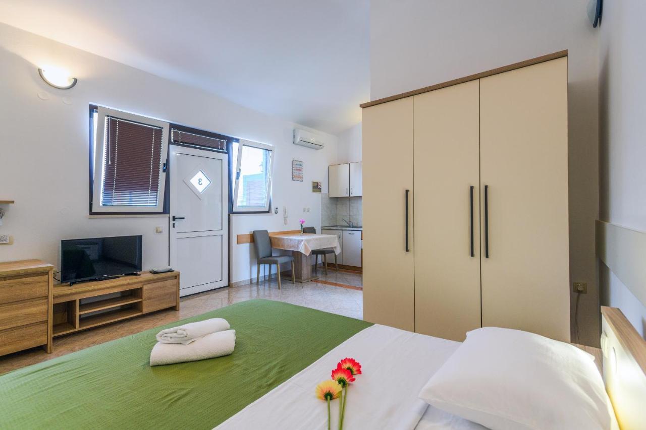 Apartmani Nena Задар Екстериор снимка
