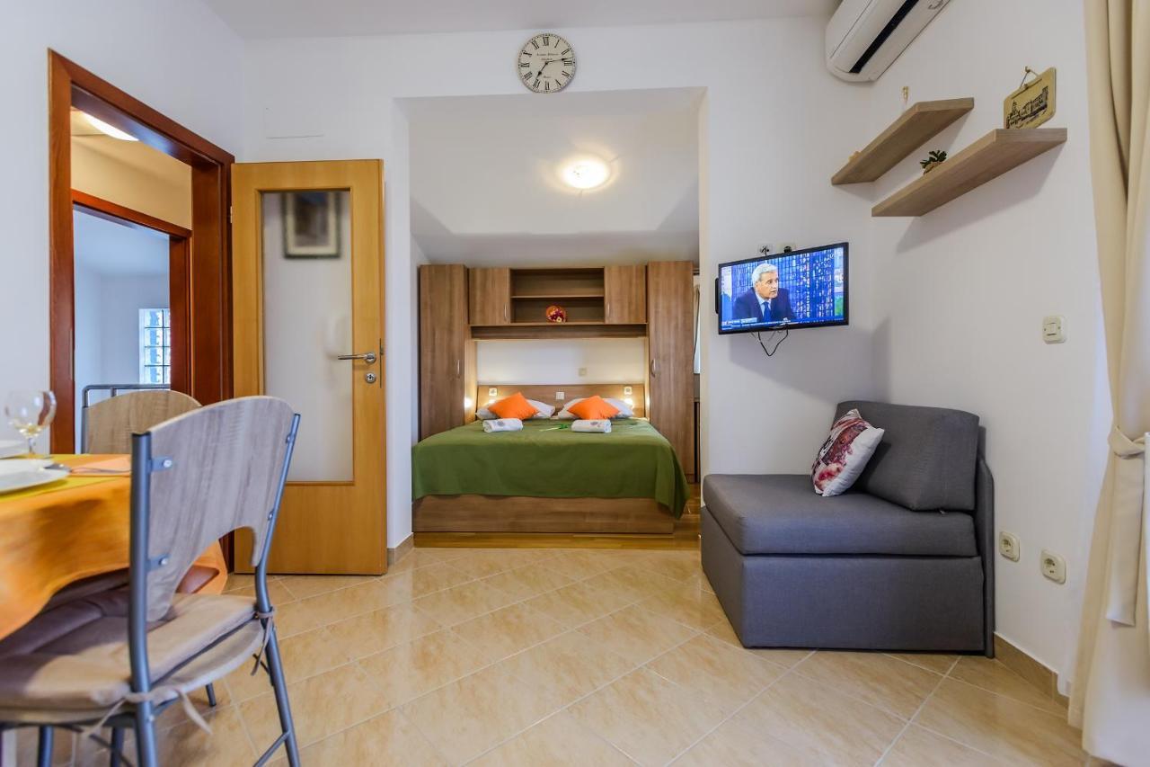 Apartmani Nena Задар Екстериор снимка