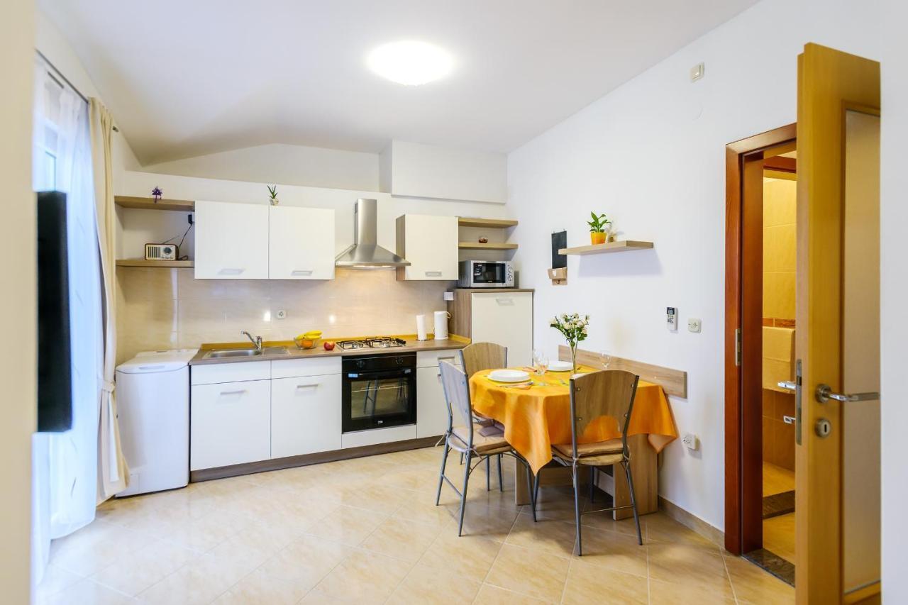 Apartmani Nena Задар Екстериор снимка