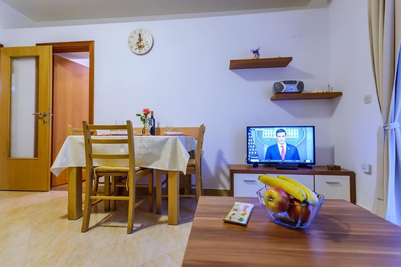 Apartmani Nena Задар Екстериор снимка